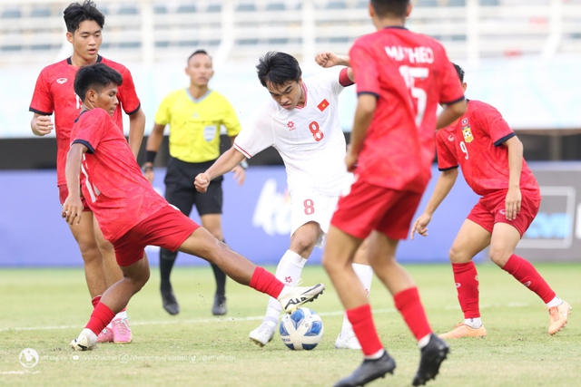 Malaysia, Indonesia vào bán kết giải U.19 Đông Nam Á: Bóng đá Việt Nam phải làm gì?- Ảnh 1.