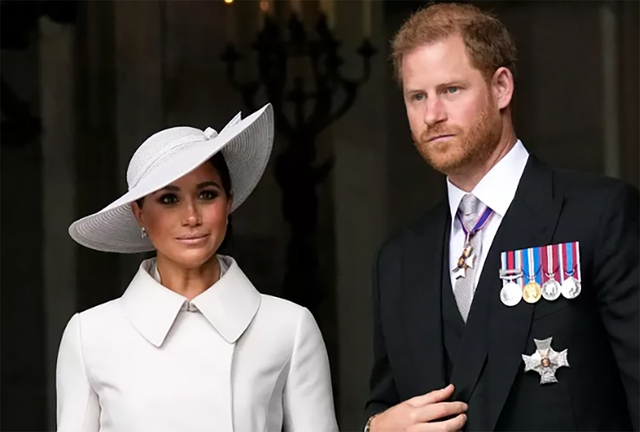 Hoàng tử Harry tiết lộ lý do không đưa Meghan Markle trở lại Vương quốc Anh- Ảnh 1.