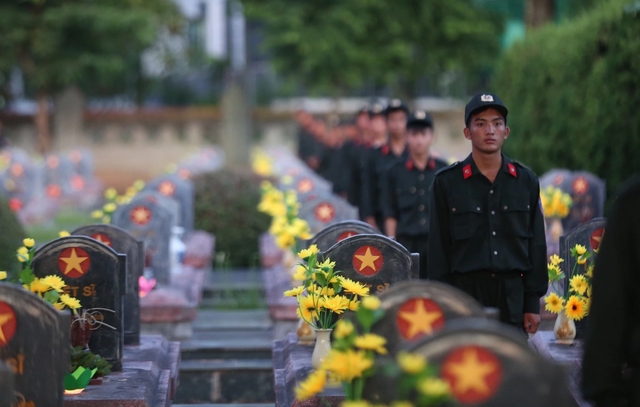 Mãi mãi không quên và tri ân những người đã hy sinh cho Tổ quốc- Ảnh 4.