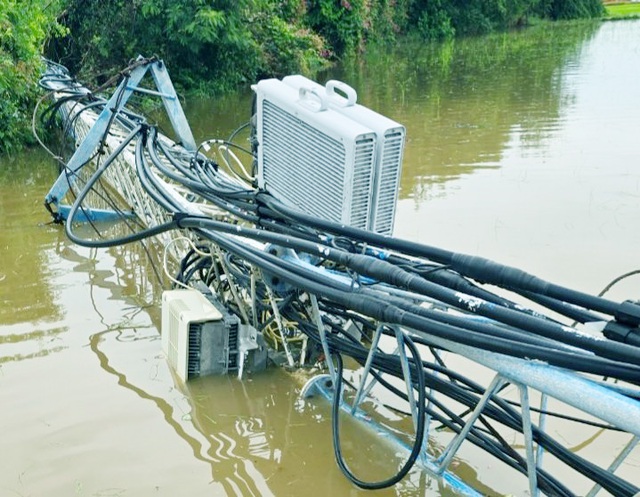 Bạc Liêu: Giông lốc làm thiệt hại 5 căn nhà và 1 trụ thu phát sóng- Ảnh 2.