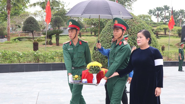 Bình Phước: Trang trọng lễ truy điệu, an táng 106 hài cốt liệt sĩ- Ảnh 4.