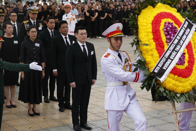 Lãnh đạo nhiều nước viếng Tổng Bí thư Nguyễn Phú Trọng- Ảnh 4.