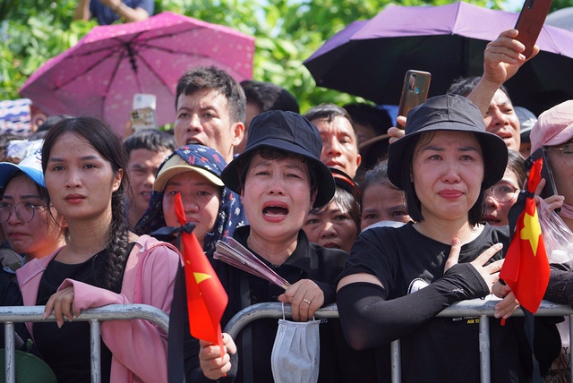 Tiễn biệt Tổng Bí thư Nguyễn Phú Trọng về đất mẹ- Ảnh 6.