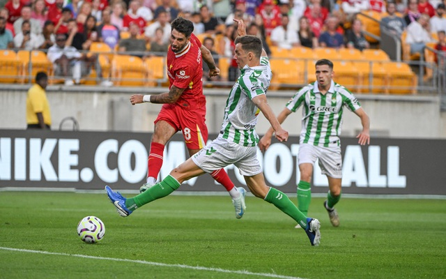 Liverpool thắng nhẹ nhàng 1-0, 'người thừa kế' của Klopp ra mắt trọn vẹn - Ảnh 1.