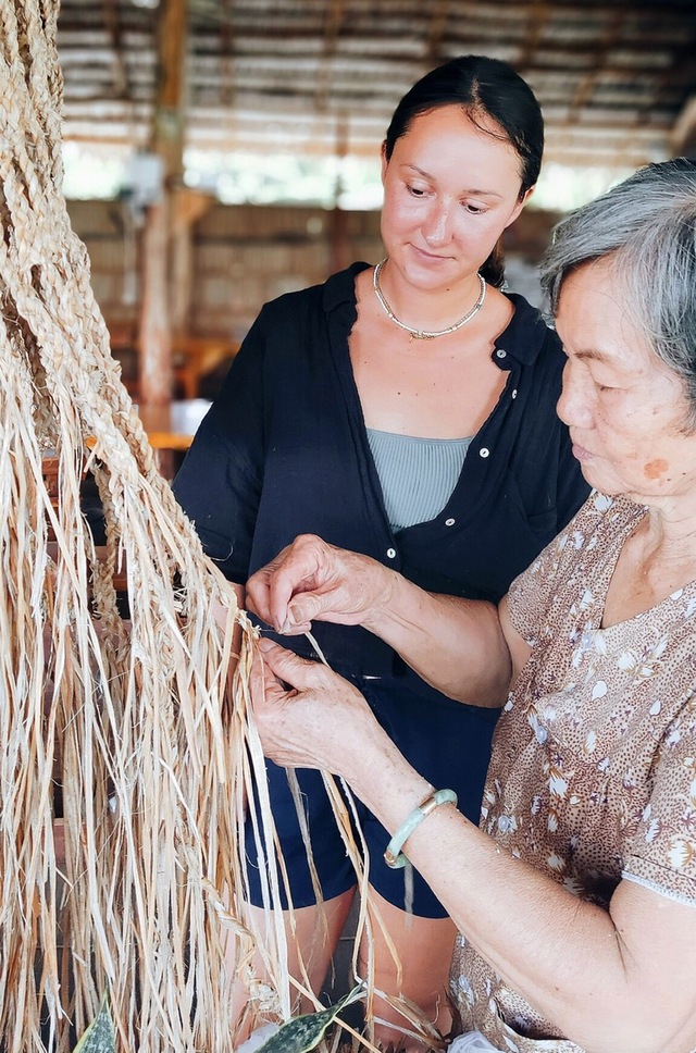 Nghề lạ miền Tây: Người truyền nghề đánh võng chuối cuối cùng ở cồn Sơn - Ảnh 5.