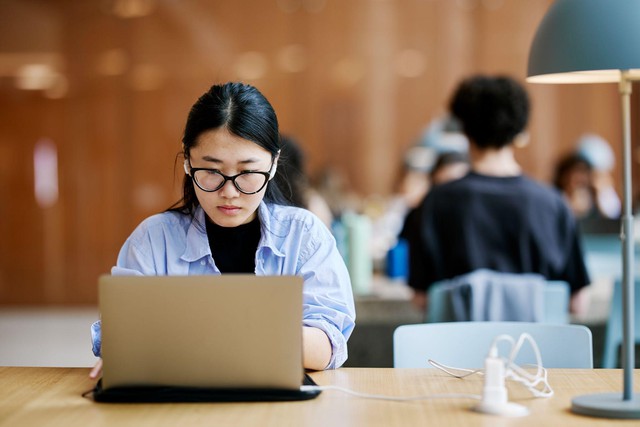Du học Úc: Nhiều bên phản đối đề xuất giới hạn tuyển sinh với du học sinh- Ảnh 1. Du học Úc: Nhiều bên phản đối đề xuất giới hạn tuyển sinh với du học sinh- Ảnh 1.