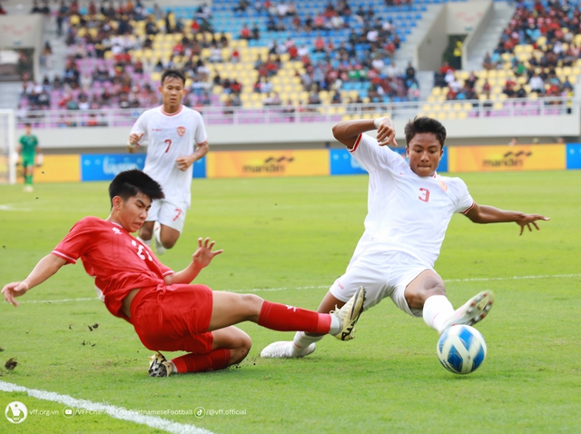 Thua Indonesia 0-5, U.16 Việt Nam trắng tay ở Đông Nam Á: HLV Trần Minh Chiến đau xót- Ảnh 2.