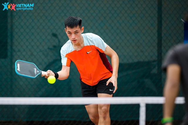 'Hoàng tử' pickleball Việt Nam rủ rê cả nhà đánh giải Pickleball Thanh Niên 2024- Ảnh 1.