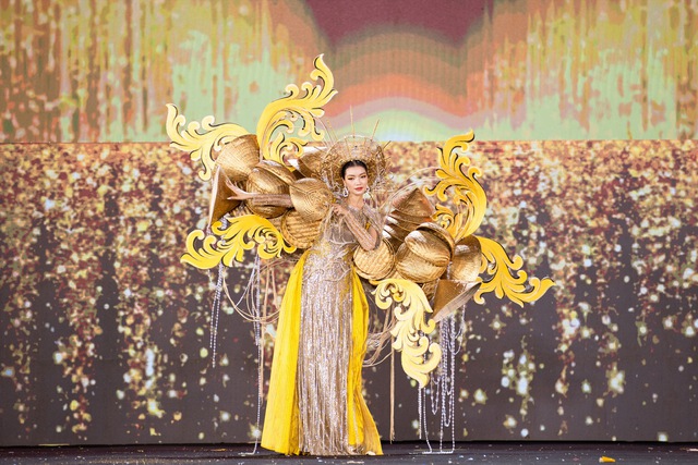 Độc lạ những màn trình diễn National Costume ở Miss Grand Vietnam 2024- Ảnh 6.