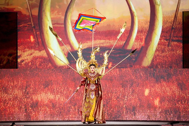 Độc lạ những màn trình diễn National Costume ở Miss Grand Vietnam 2024- Ảnh 24.