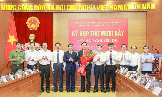 Ông Trần Duy Đông làm Chủ tịch UBND tỉnh Vĩnh Phúc- Ảnh 3.