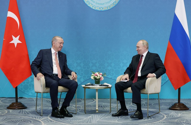 Tổng thống Thổ Nhĩ Kỳ ngỏ lời giúp kết thúc xung đột Nga-Ukraine, Moscow nói gì?- Ảnh 1.