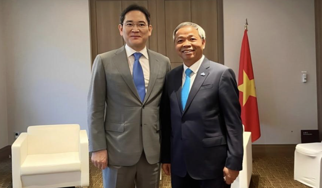 CMC đề xuất hợp tác Samsung thúc đẩy ngành công nghiệp bán dẫn tại Việt Nam- Ảnh 1.