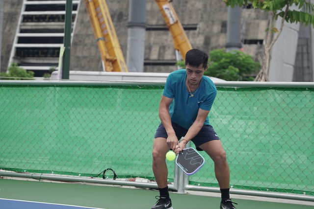 'Hoàng tử' pickleball Việt Nam rủ rê cả nhà đánh giải Pickleball Thanh Niên 2024- Ảnh 6.