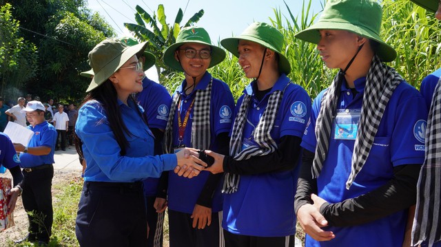 Lan tỏa những hình ảnh đẹp của thanh niên tình nguyện đến cộng đồng- Ảnh 1.