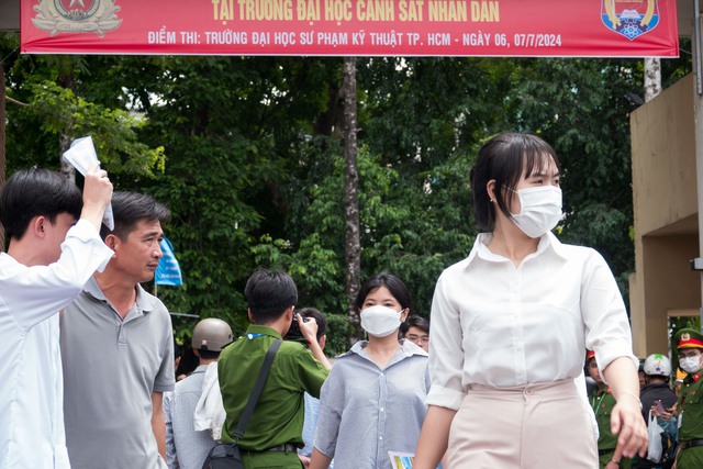 Thi đánh giá năng lực ngành công an: Thí sinh than khó ở những nội dung nào?- Ảnh 3.