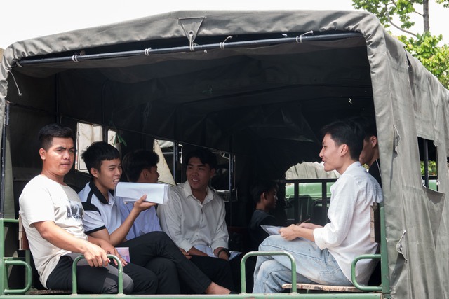 Thi đánh giá năng lực ngành công an: Thí sinh than khó ở những nội dung nào?- Ảnh 2.