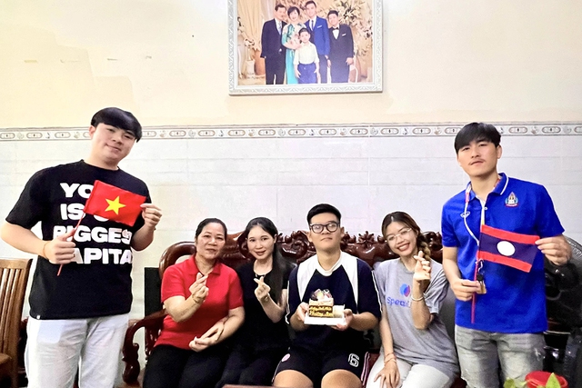 Ươm mầm hữu nghị từ những buổi đầu tiên- Ảnh 3.