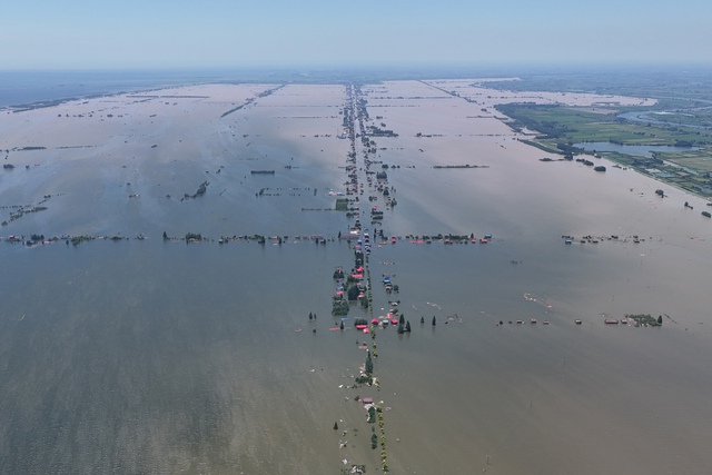 Trung Quốc điều động vệ tinh, máy bay đối phó vỡ đê hồ Động Đình- Ảnh 2.
