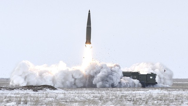 Nga tuyên bố phá hủy 2 giàn phóng Patriot, Ukraine nói đó chỉ là đồ giả- Ảnh 2.