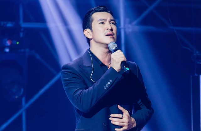 Thiên Minh gây xúc động khi hát hit Wanbi Tuấn Anh ở 'Anh trai vượt ngàn chông gai'- Ảnh 1.