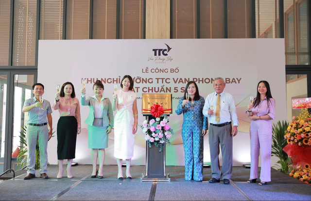 TTC Van Phong Bay Resort công bố quyết định đạt chuẩn 5 sao- Ảnh 1.