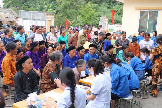 Đoàn thanh niên nhiều bộ, ngành hoạt động tình nguyện Kỳ nghỉ hồng tại Cao Bằng- Ảnh 6.