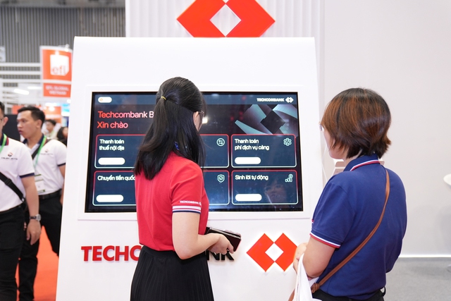 Techcombank kết nối giá trị toàn diện cho doanh nghiệp Logistics- Ảnh 2.