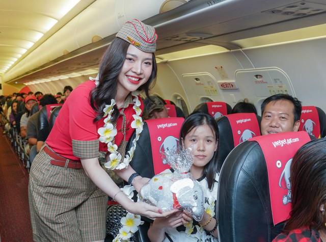 Ngày Quốc tế Voi siêu đáng nhớ trên tàu bay Vietjet đi Viêng Chăn- Ảnh 9.