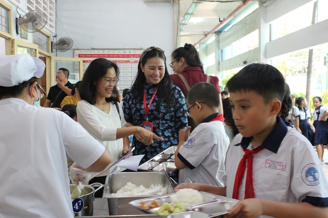 Tiền ăn bán trú thu theo thỏa thuận: Làm sao để phụ huynh ủng hộ?- Ảnh 2.