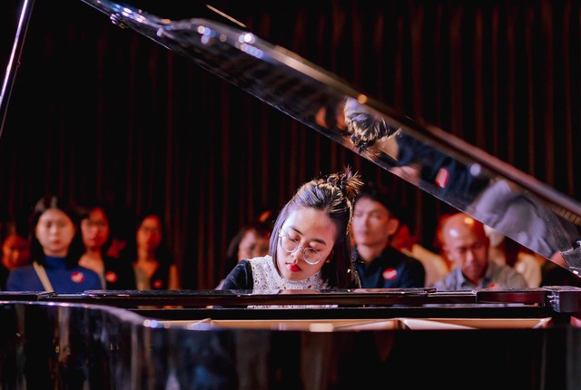 Sinh viên năm 3 cải tạo không gian nhà ở thành lớp dạy đàn piano- Ảnh 1.