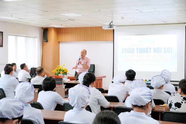 TS.BS Lê Quang Thanh chia sẻ tại Hội thảo chuyên môn Bệnh viện Đồng Nai -2