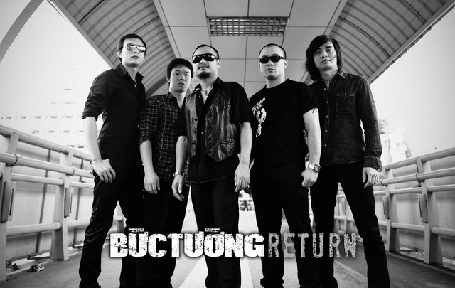 Ban nhạc Bức Tường làm concert trong nhà hát- Ảnh 2.