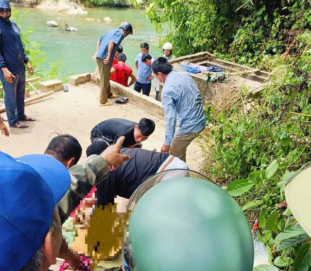 Quảng Bình: Kiểm tra giếng bơm nước, nhân viên công ty cấp nước tử vong- Ảnh 1.