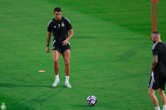 ‘Ronaldo tốt nhất nên chia tay bóng đá Ả Rập Xê Út’- Ảnh 2.