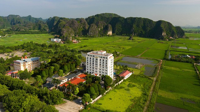 Những khu nghỉ dưỡng có view toàn cảnh 'đẹp như mơ' tại Ninh Bình- Ảnh 6.