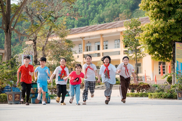 Quan tâm chăm sóc, bảo vệ giáo dục trẻ em luôn là ưu tiên trong các hoạt động cộng đồng của Núi Pháo