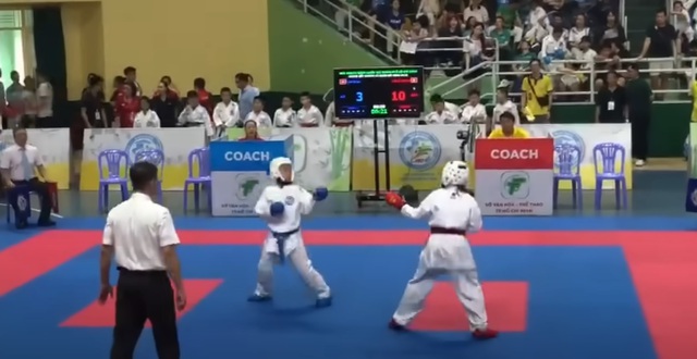 Vụ HLV karate bị tố ép nhường huy chương: ‘Bài học về sự trung thực và gian dối’- Ảnh 1.