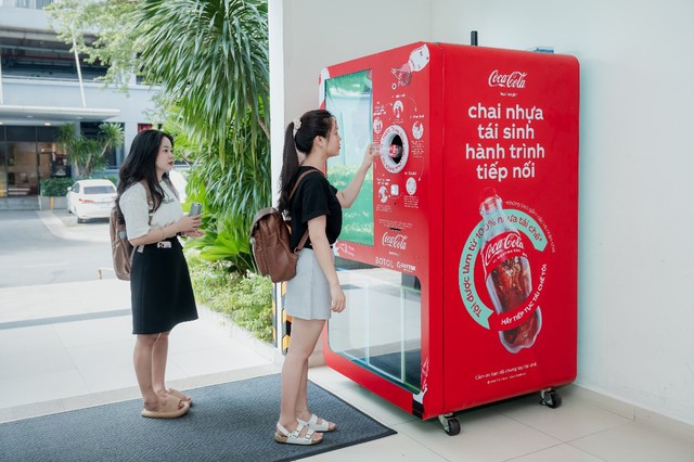 Đây là năm thứ hai Coca-Cola Việt Nam thực hiện chương trình thu gom và tái chế