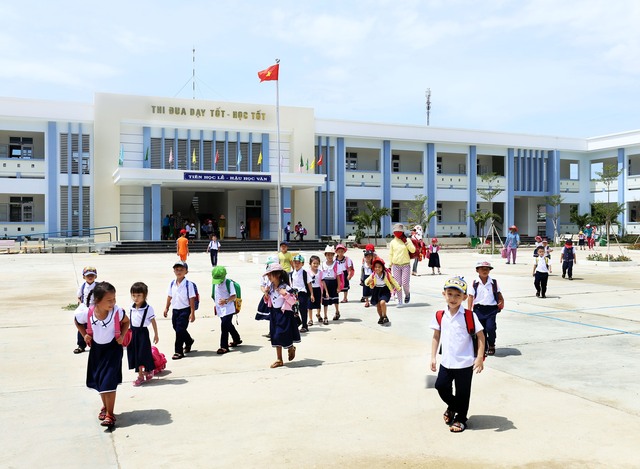 BHXH Ninh Thuận phấn đấu 100% học sinh - sinh viên tham gia BHYT- Ảnh 1.