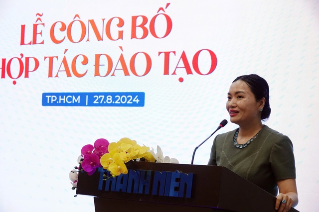 Sinh viên Trường ĐH Hoa Sen thực học, thực làm 'chuẩn quốc tế' tại Báo Thanh Niên- Ảnh 3.