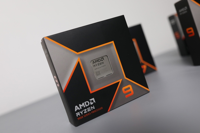 Ryzen 9 9950X là vi xử lý cao cấp nhất của dòng 9000 Series vừa được AMD ra mắt tại Việt Nam