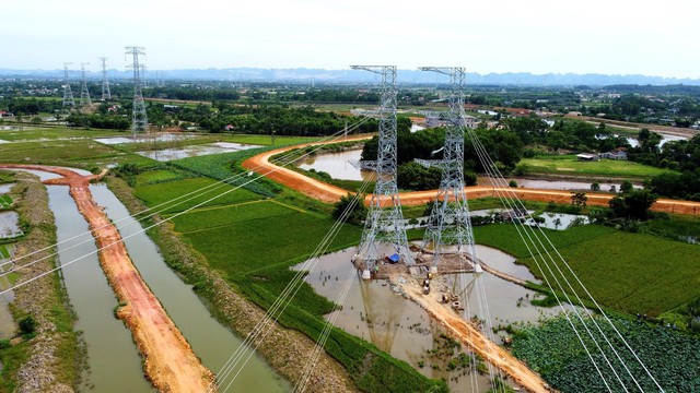 Thần tốc hoàn thành đường dây 500 kV mạch 3- Ảnh 5.