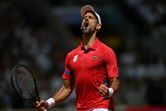 Djokovic gầm thét hạ Alcaraz trong trận chung kết hay tuyệt đỉnh: HCV Olympic đi vào lịch sử- Ảnh 1.