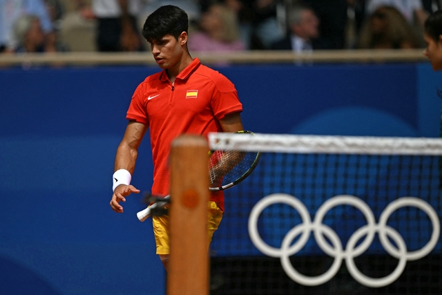 Djokovic gầm thét hạ Alcaraz trong trận chung kết hay tuyệt đỉnh: HCV Olympic đi vào lịch sử- Ảnh 2.