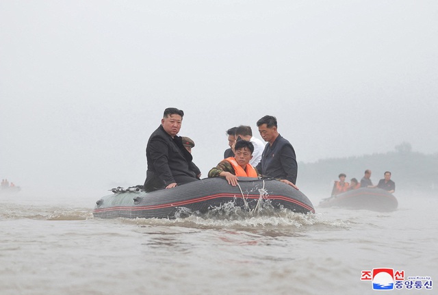 Ông Kim Jong-un nói Hàn Quốc tung tin giả về thiệt hại lũ lụt- Ảnh 1.