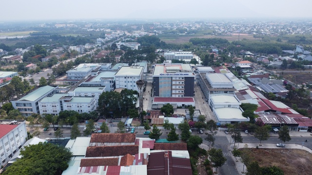 Tây Ninh: Bệnh nhân nghèo được hỗ trợ khám bệnh, chữa bệnh như thế nào?- Ảnh 1.