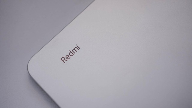 Redmi sắp ra mắt bộ sạc nhanh 300W đầu tiên trên thế giới- Ảnh 1.