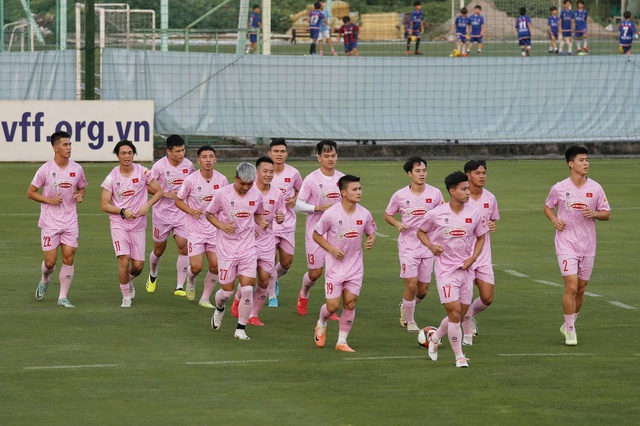 Đội tuyển Việt Nam và V-League chuyển động theo 'nhịp thở' AFF Cup 2024- Ảnh 1.