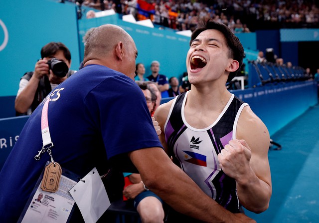 Bị xúc phạm và phỉ báng nặng nề, mẹ nhà vô địch Olympic Carlos Yulo đòi kiện - Ảnh 2.